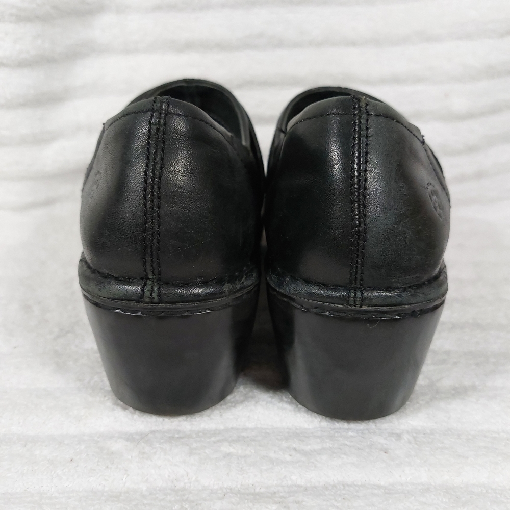 Ariat Westlake Size 8.5 Leather Black Studded Stitched Flowers Clogs 15111 Shoes - Picture 4 of 8